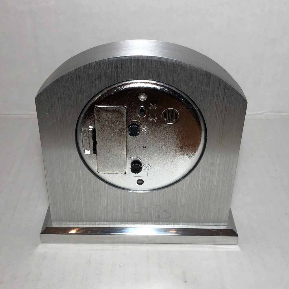 HOWARD MILLER Table Clock - Picture 4 of 7